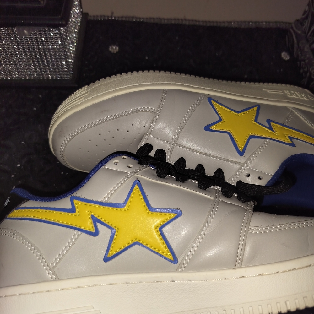 Bape Gray And Black Sneakers Classic Low-Top Design View 2